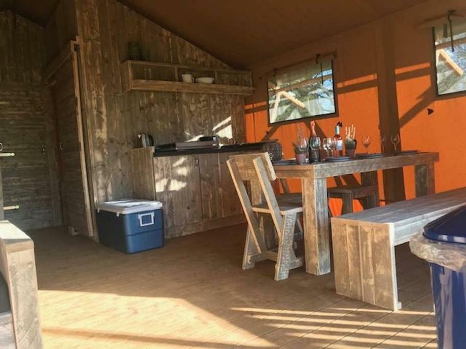 Lapwing Safari Tent Cheltenham Exterior photo