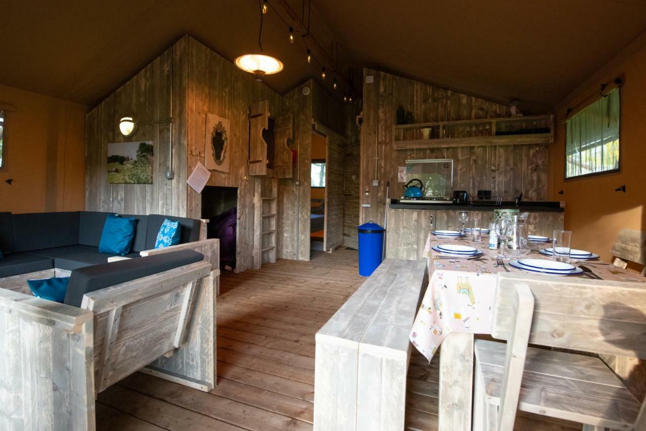 Lapwing Safari Tent Cheltenham Exterior photo